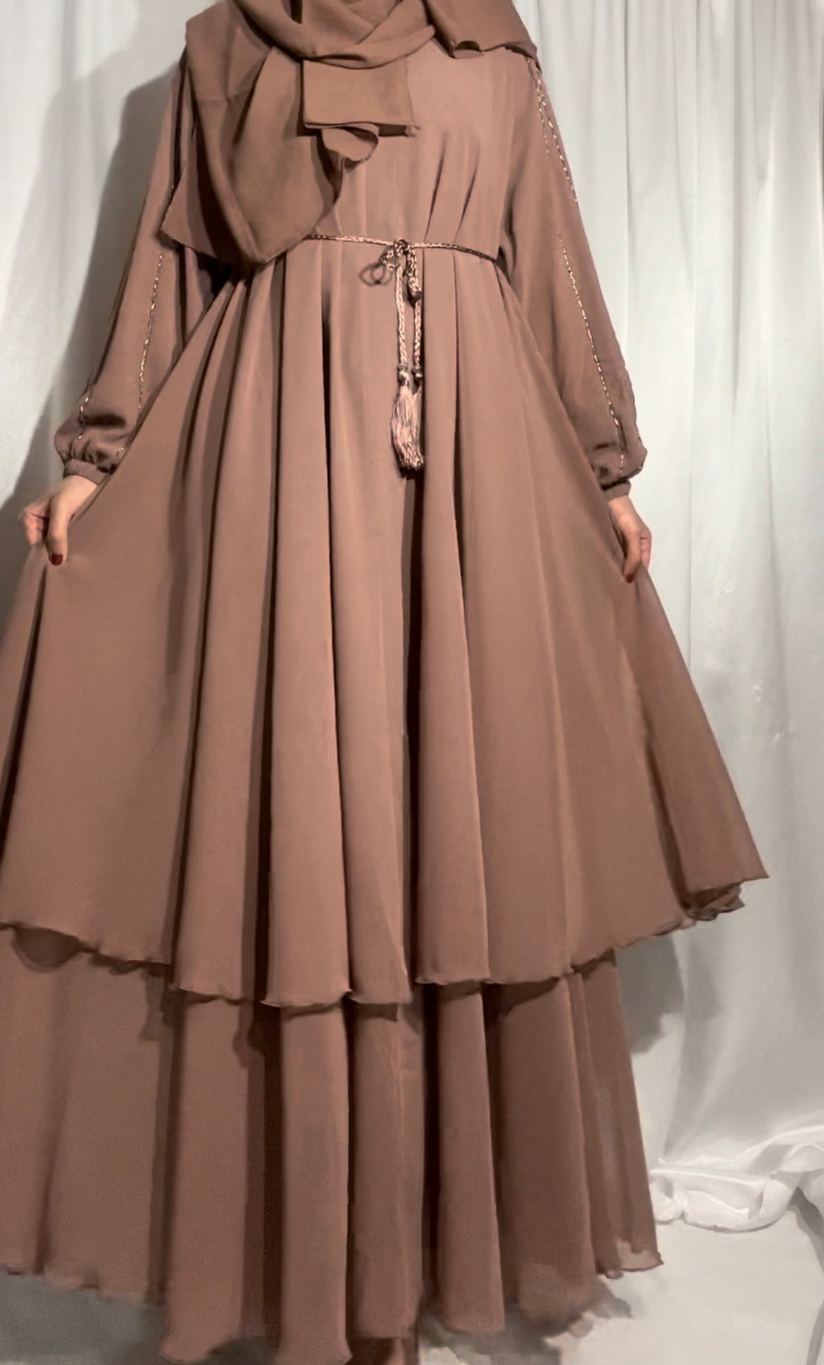 ARISA EMBELLISHED ABAYA
