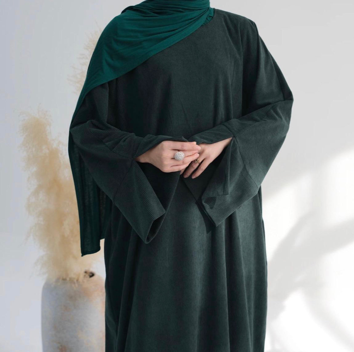 RIBBED CORDUROY ABAYA