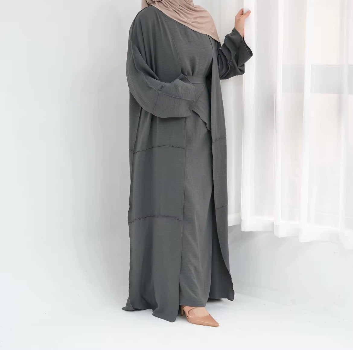 Three piece abaya set