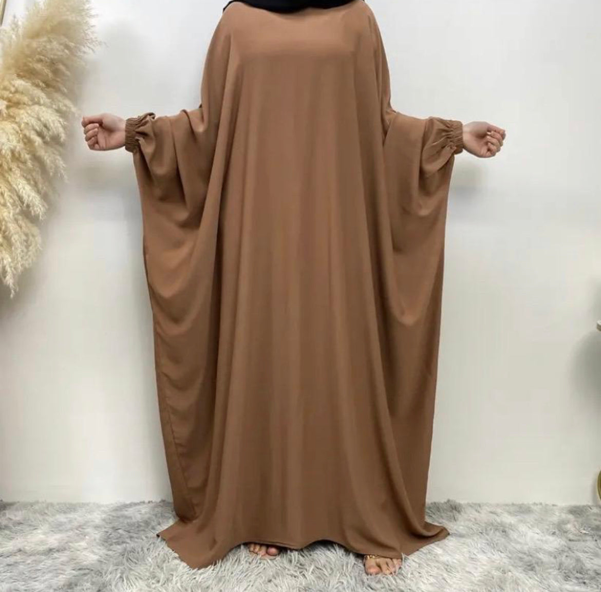 NIDA BATWING ABAYAS